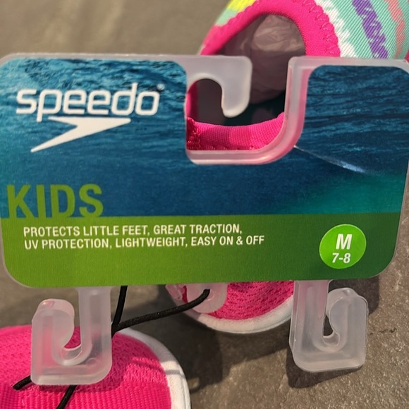 Speedo Kids multicolor water shoes,UV protection,slip on,pull tab,tread,light - Picture 7 of 8
